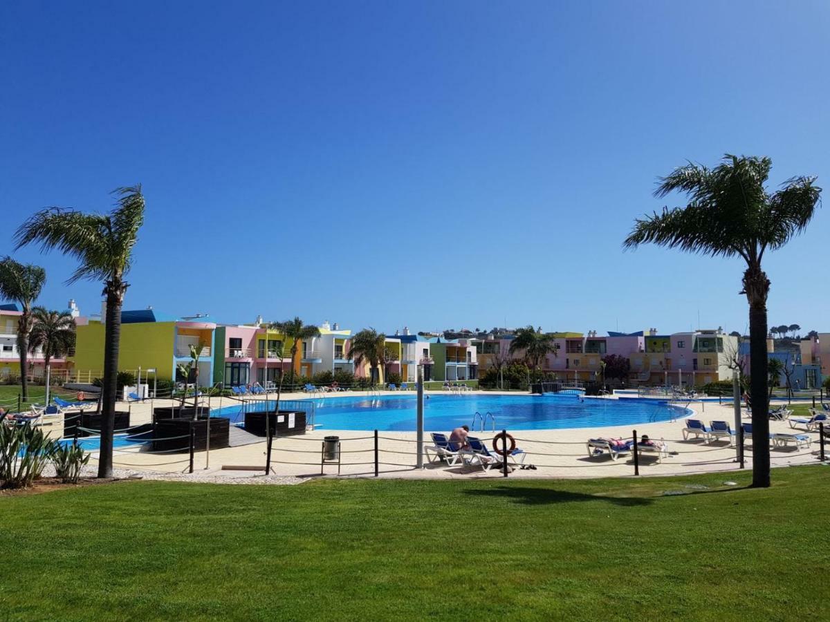 Marina De Albufeira Orada Resort - 2-Bed Apartment With Huge Pool エクステリア 写真